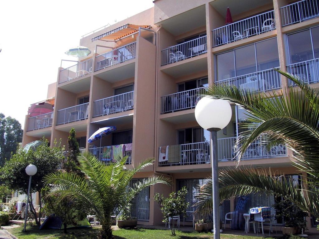 Les Résidences Pinéa Calvi  Extérieur photo